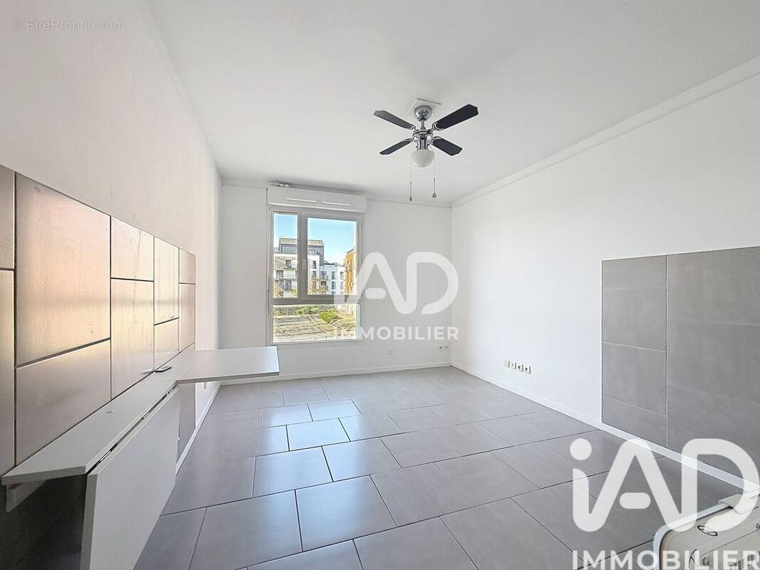 Photo 1 - Appartement à MONTEVRAIN