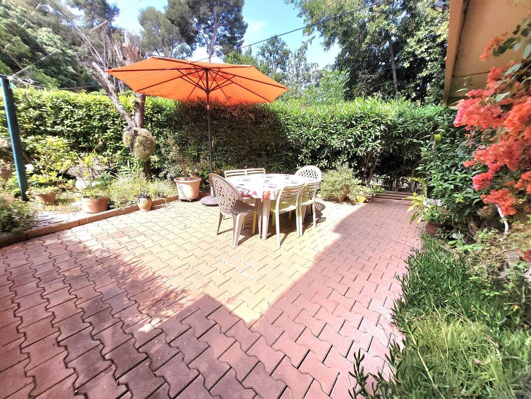 Photo 1 - Appartement à SIX-FOURS-LES-PLAGES