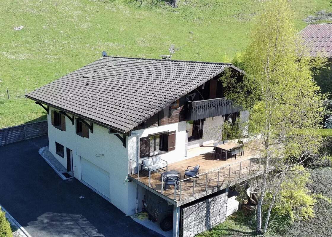 Maison à THONES