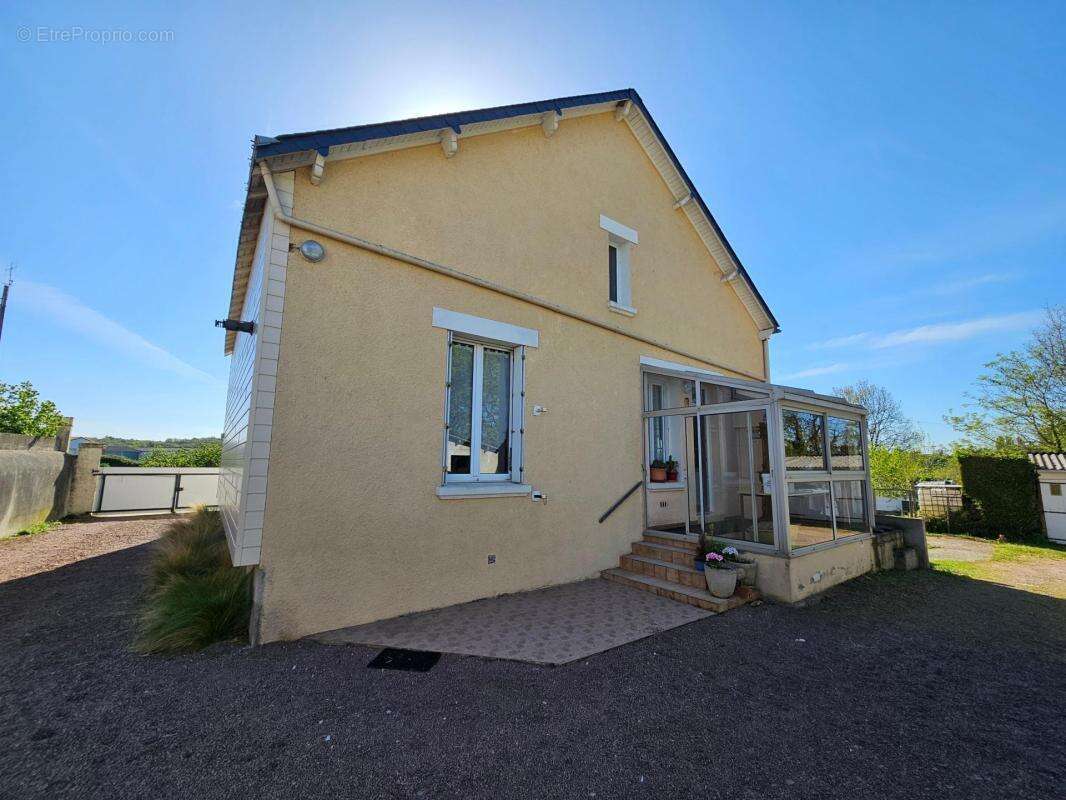 Maison à SAINTE-RADEGONDE