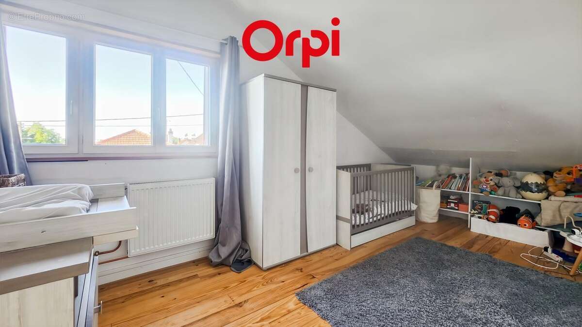 Maison familiale 5 pièces, 4 chambres et sous-sol total - Athis-Mons Quartier des Plantes - photo 13