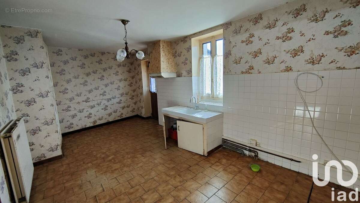 Photo 2 - Maison à TRUCY-SUR-YONNE