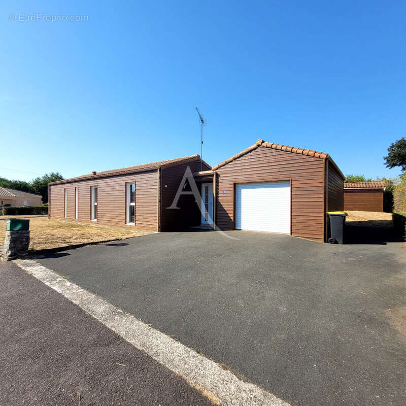 Maison La Boissiere Des Landes 3 pièce(s) 77 m2 - photo 12
