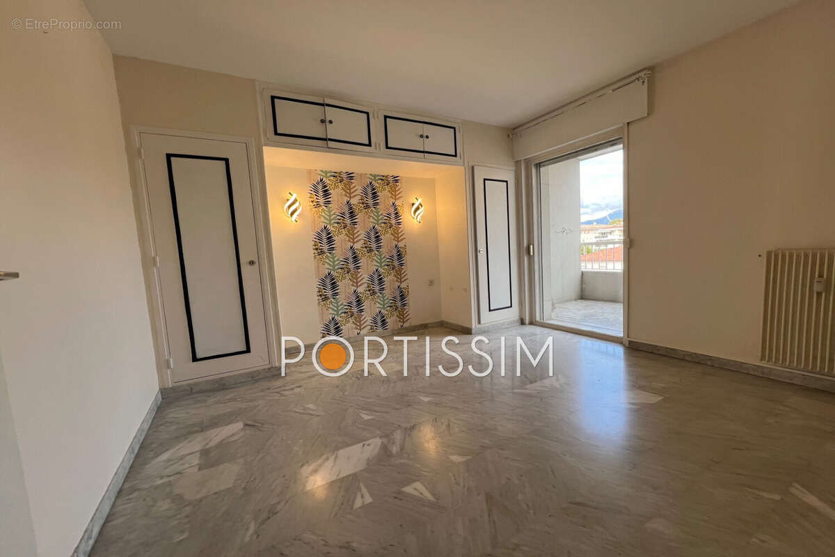 Appartement à CAGNES-SUR-MER