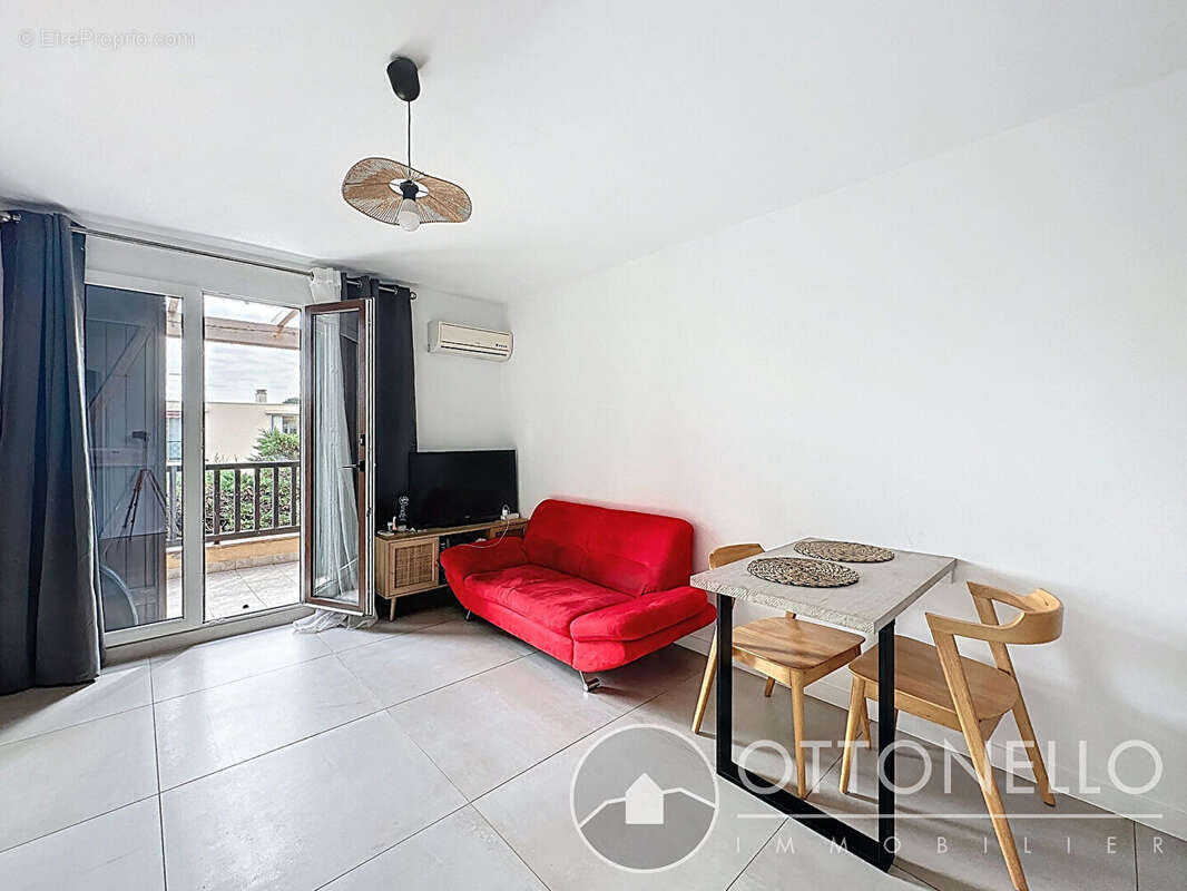 Appartement à FREJUS