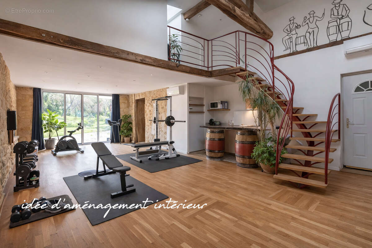 Maison à FARGUES-SAINT-HILAIRE