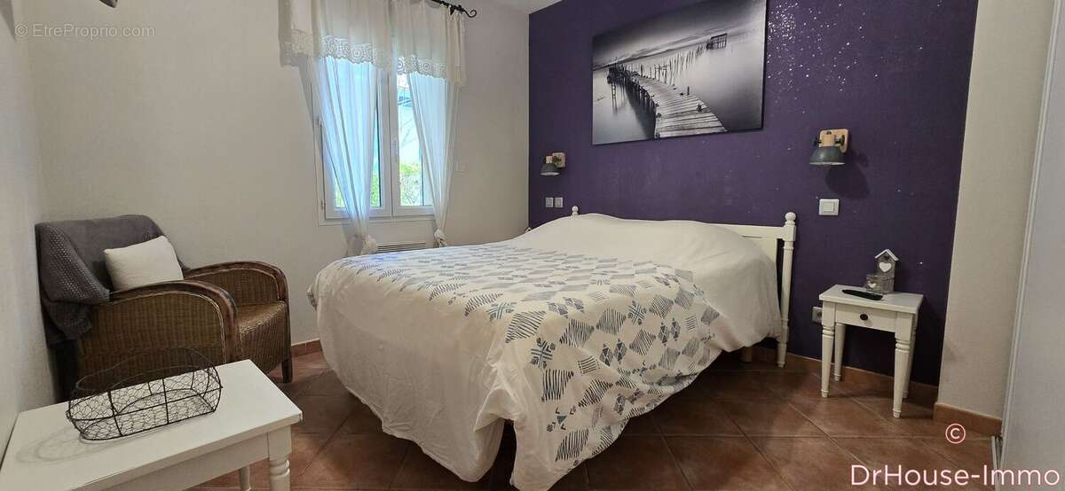 Appartement à GREOUX-LES-BAINS