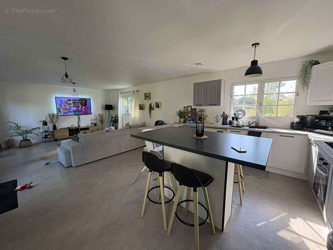 Maison à SAINT-GERMAIN-DES-PRES