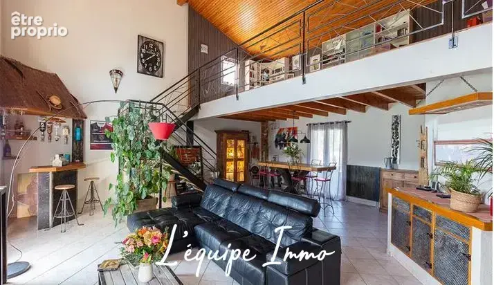 Maison T6 avec piscine et garage - photo 9