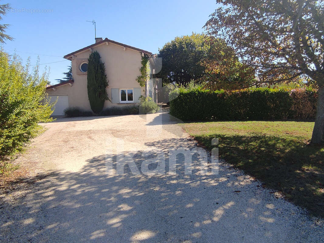 Maison à ROMANS-SUR-ISERE