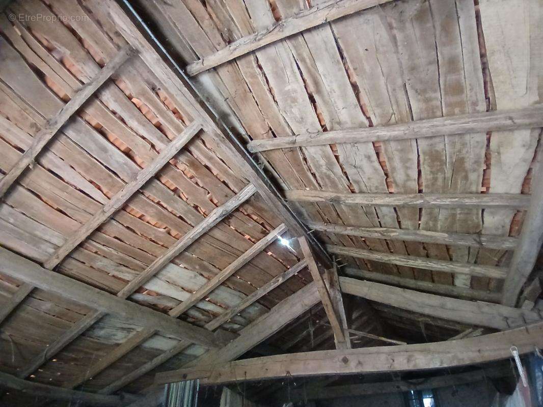 Maison à PIEGUT-PLUVIERS