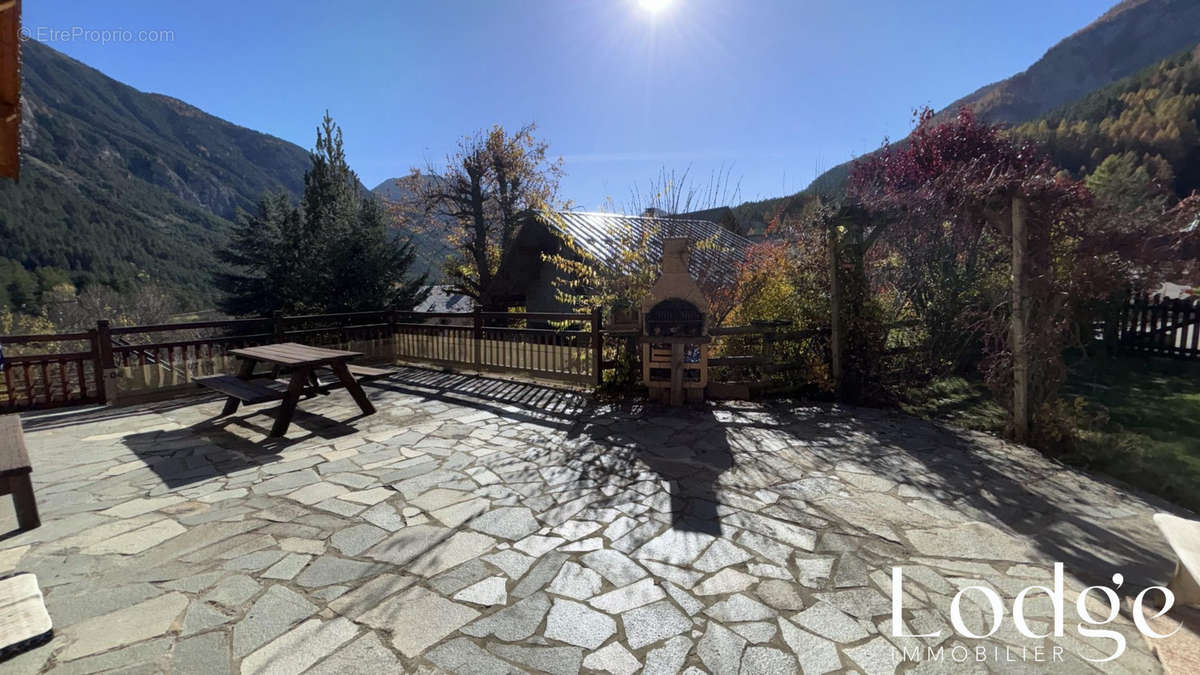 Maison à VAL-DES-PRES