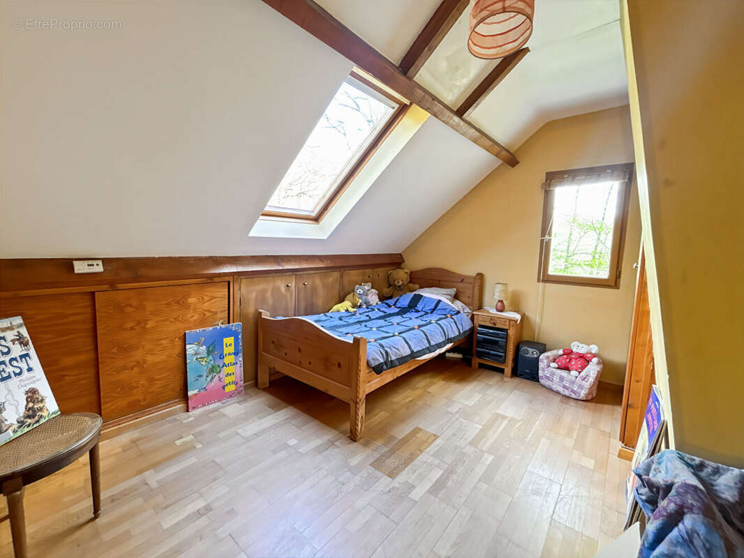 Maison Grisy-les-Platres 8 pièces - 5 chambres 145m2 - photo 14