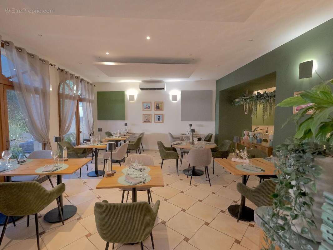 Commerce à vendre à Orange (84100) - photo 2
