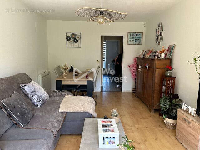 Appartement 68 m² à Lons  - photo 2