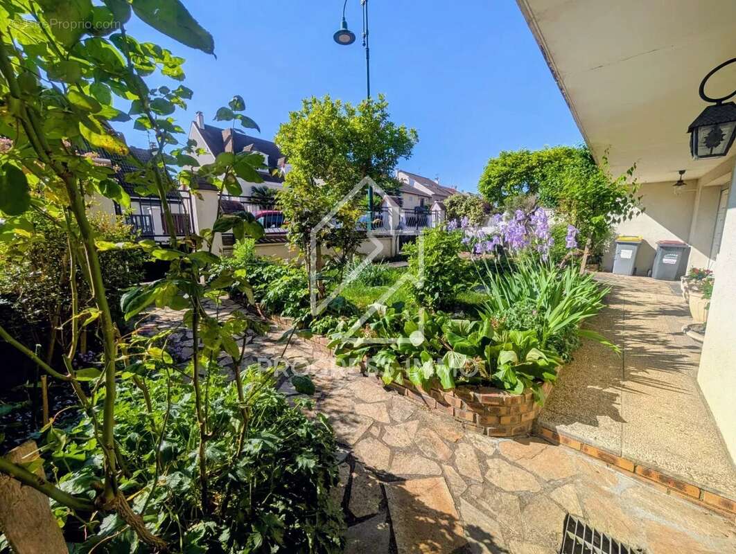 Maison à ORMESSON-SUR-MARNE