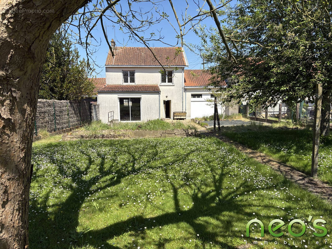 Maison à LA RENAUDIERE