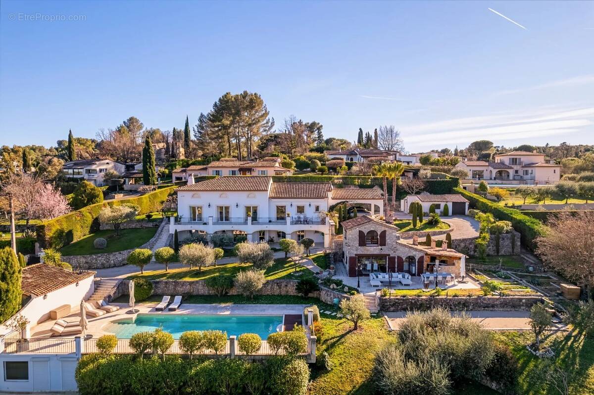 Maison à PEYMEINADE