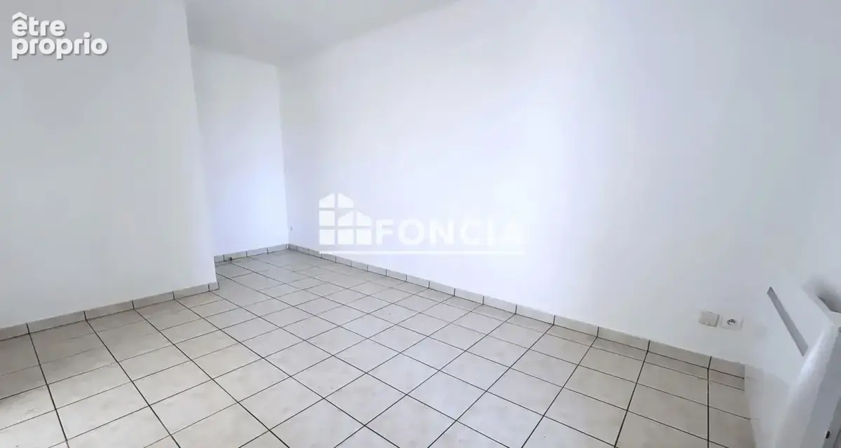 Maison 3 pièces en excellent état avec terrasse et parking (Gare à 4 km) - photo 8