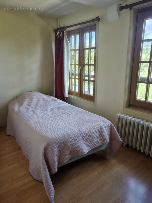Manoir de Caractère Pierre et Colombages - 7 pièces dont 5 chambres - Dépendance - photo 12
