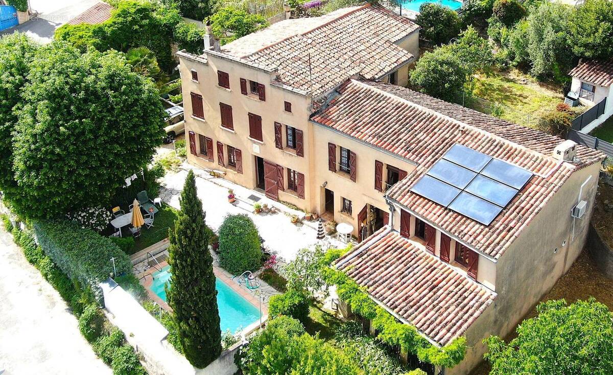 Photo 1 - Maison à BRIGNOLES