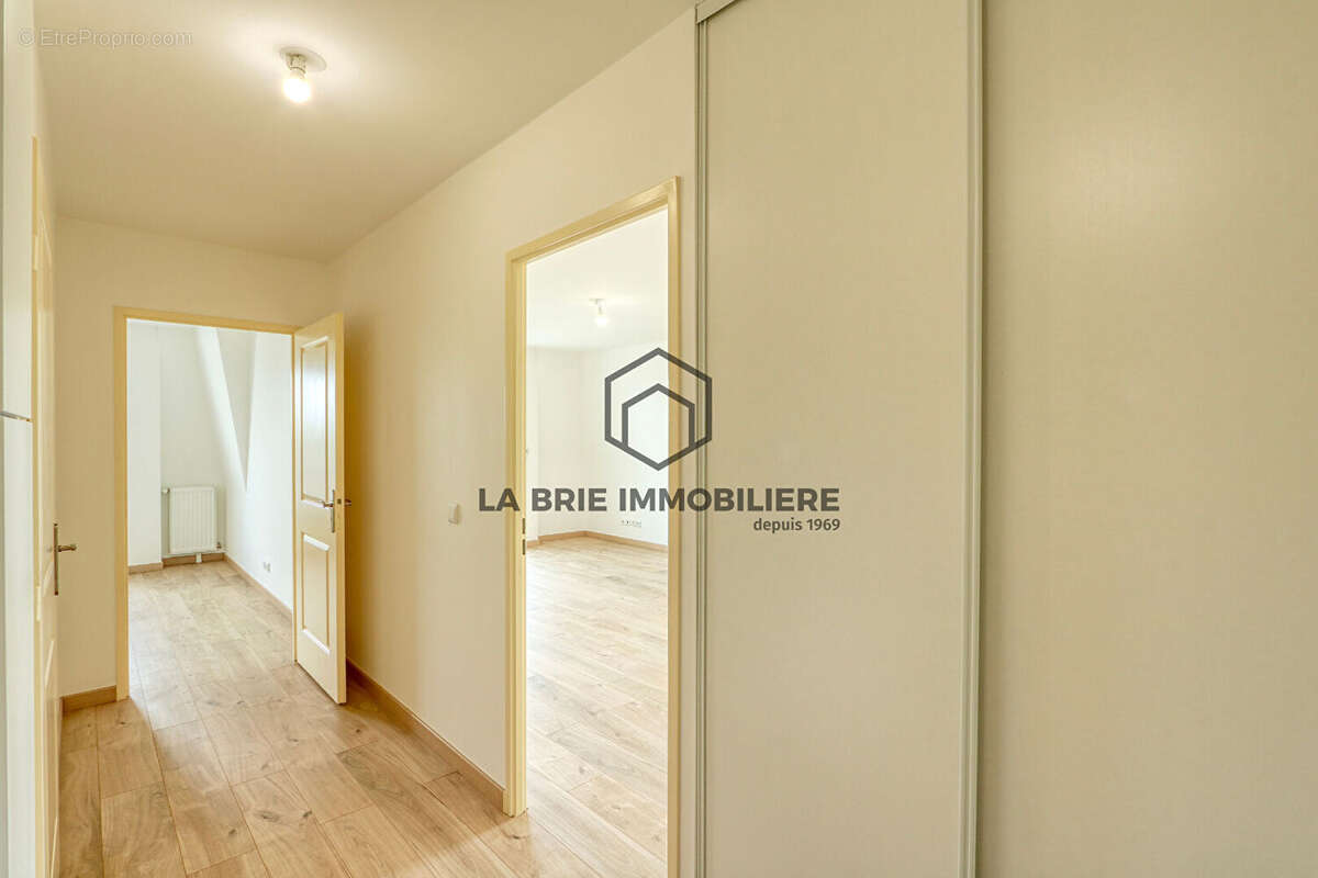 Appartement à VILLECRESNES