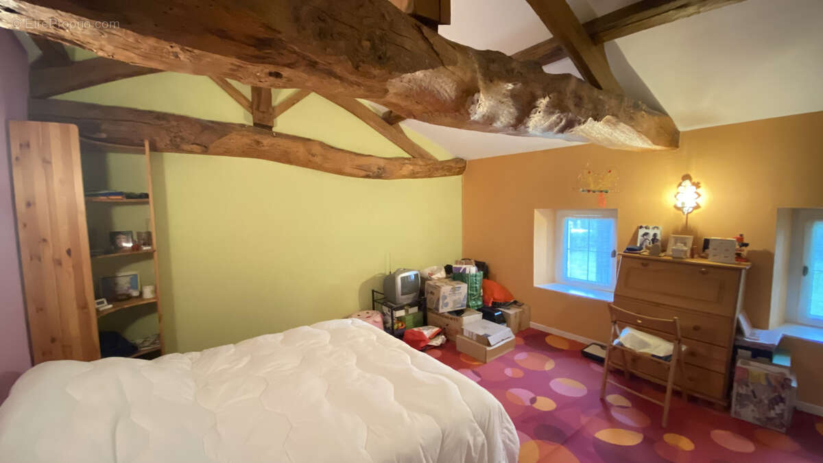 Maison à CHAMPAGNOLLES