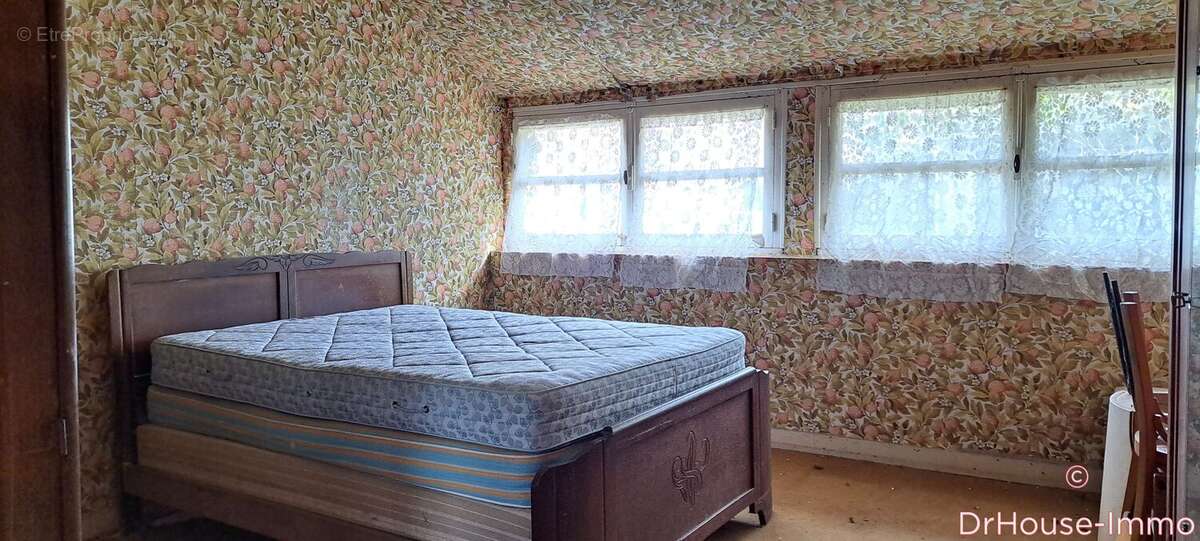 Maison à SAINT-MELOIR-DES-ONDES