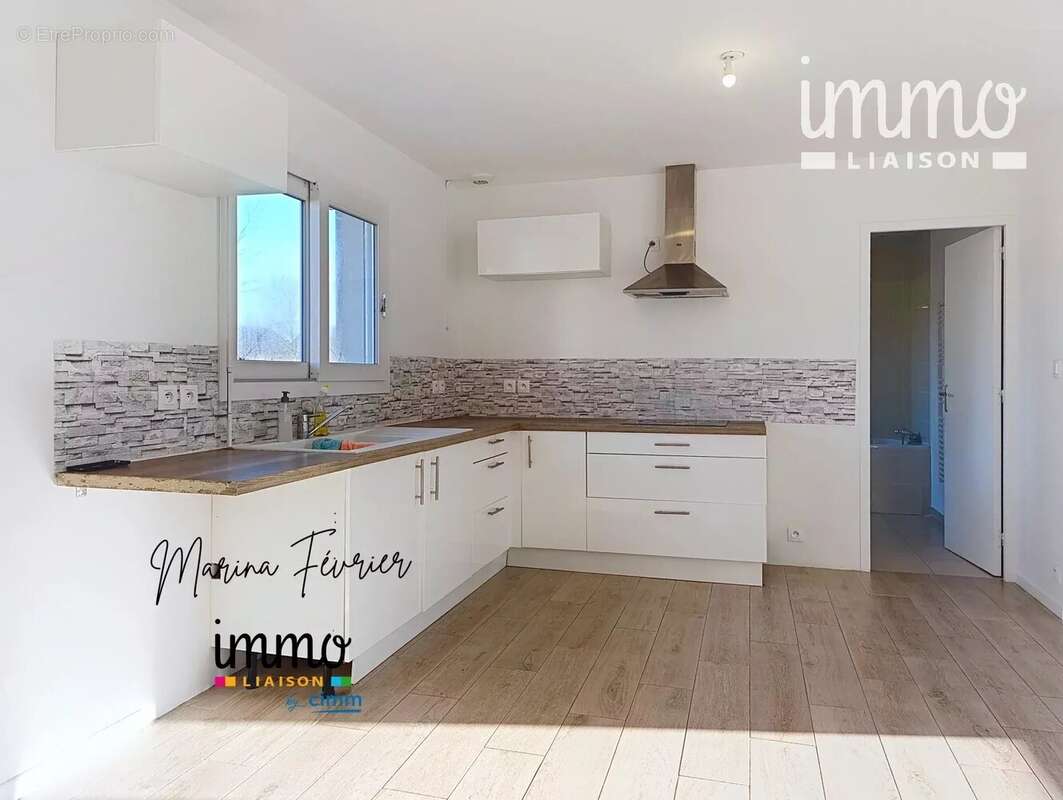 Maison à LES BRULAIS