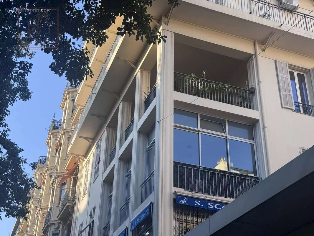 À vendre 3p - nice centre ville - terrasse -cave - photo 2