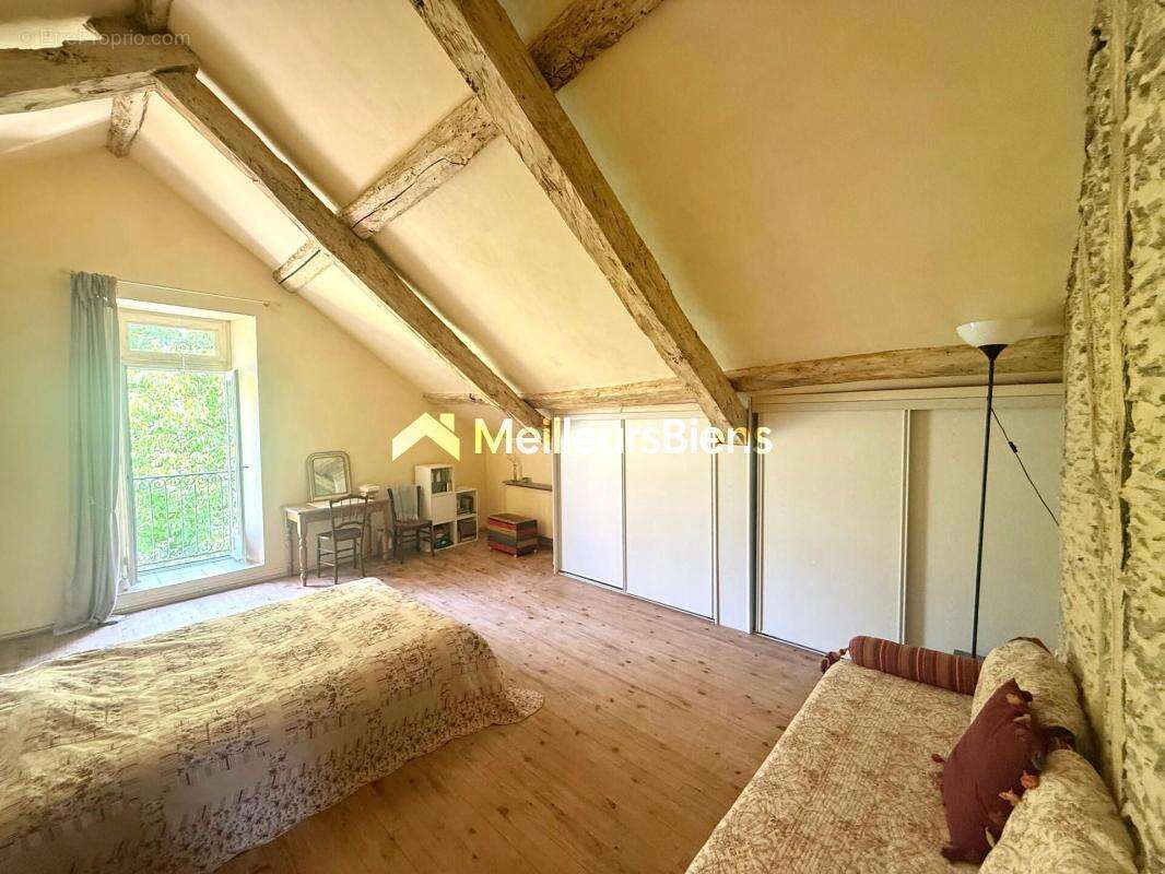 Maison à SAINT-JUST-SUR-VIAUR