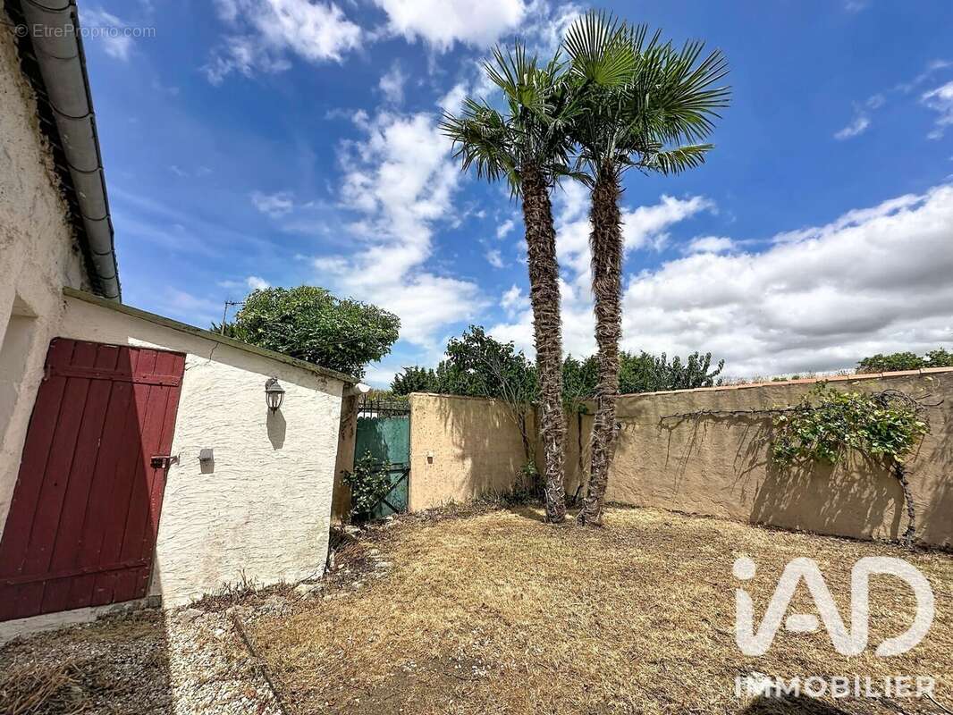 Maison 112 m² à Rochefort  - photo 3