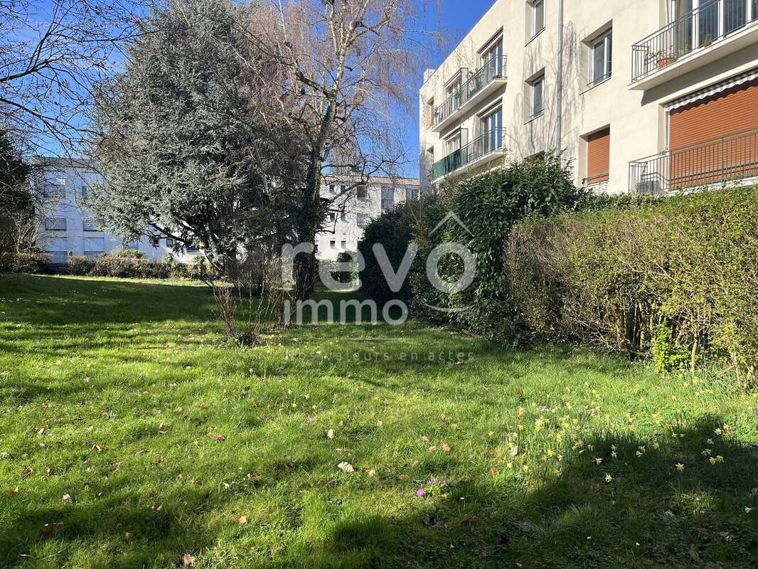 Appartement à CHATENAY-MALABRY