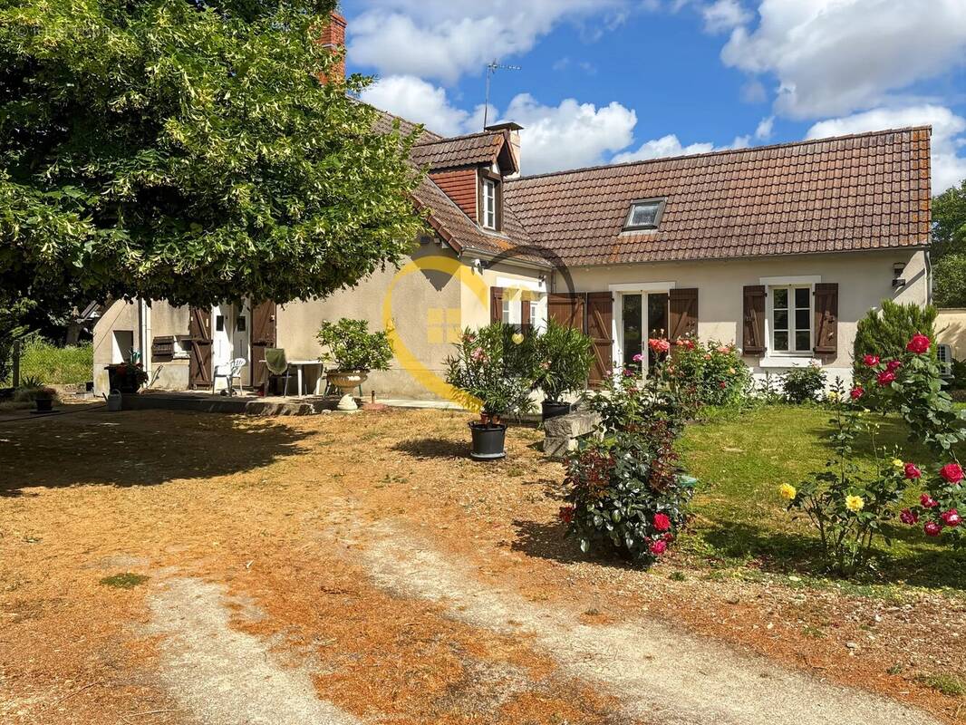 Maison à LE SUBDRAY
