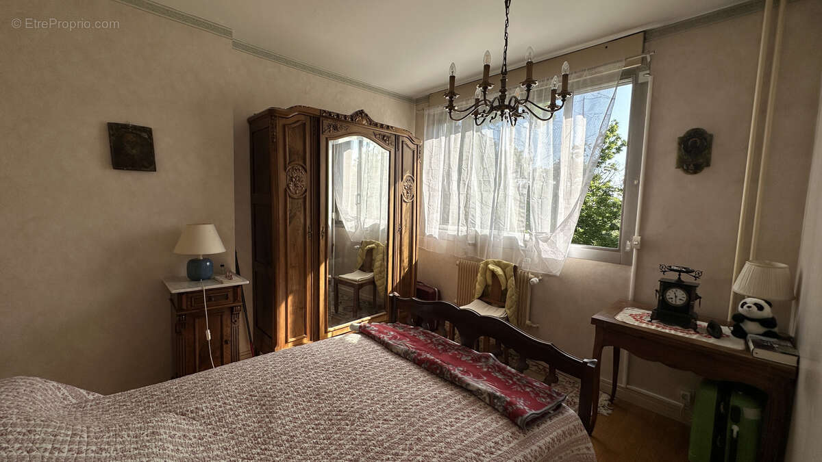 Appartement à SAINTE-FOY-LES-LYON