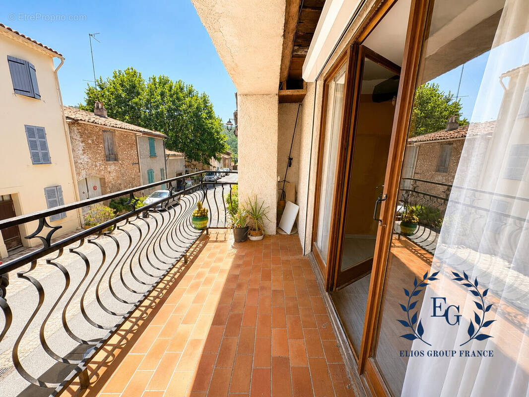 Maison 97 m² à Vins-Sur-Caramy  - photo 1