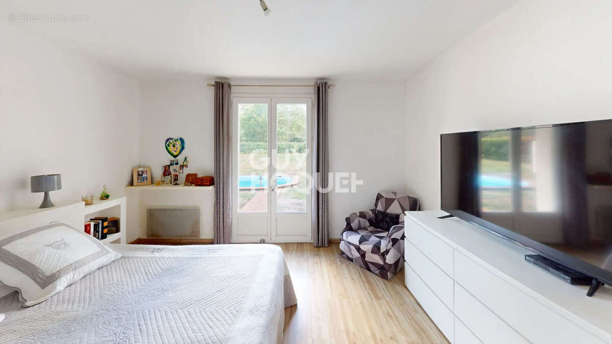 Maison à ONESSE-ET-LAHARIE