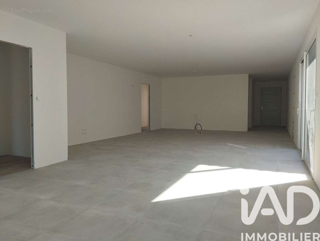 Photo 3 - Maison à ANAIS