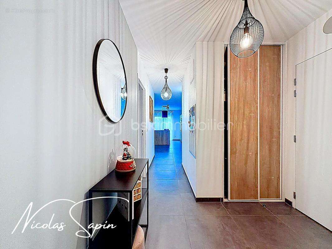 Appartement à VARCES-ALLIERES-ET-RISSET