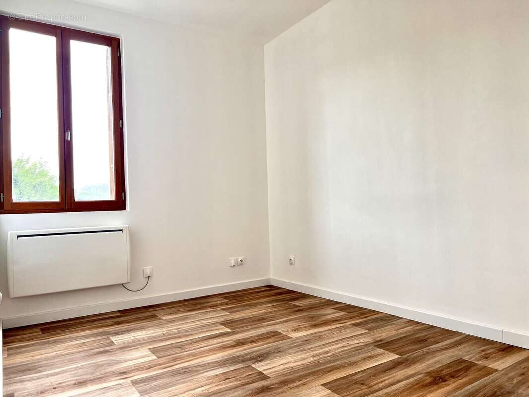 Maison à MALAUNAY
