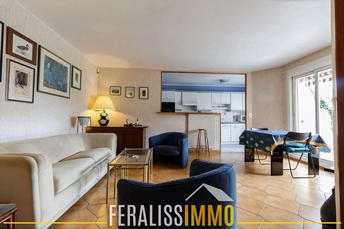Appartement à ERAGNY
