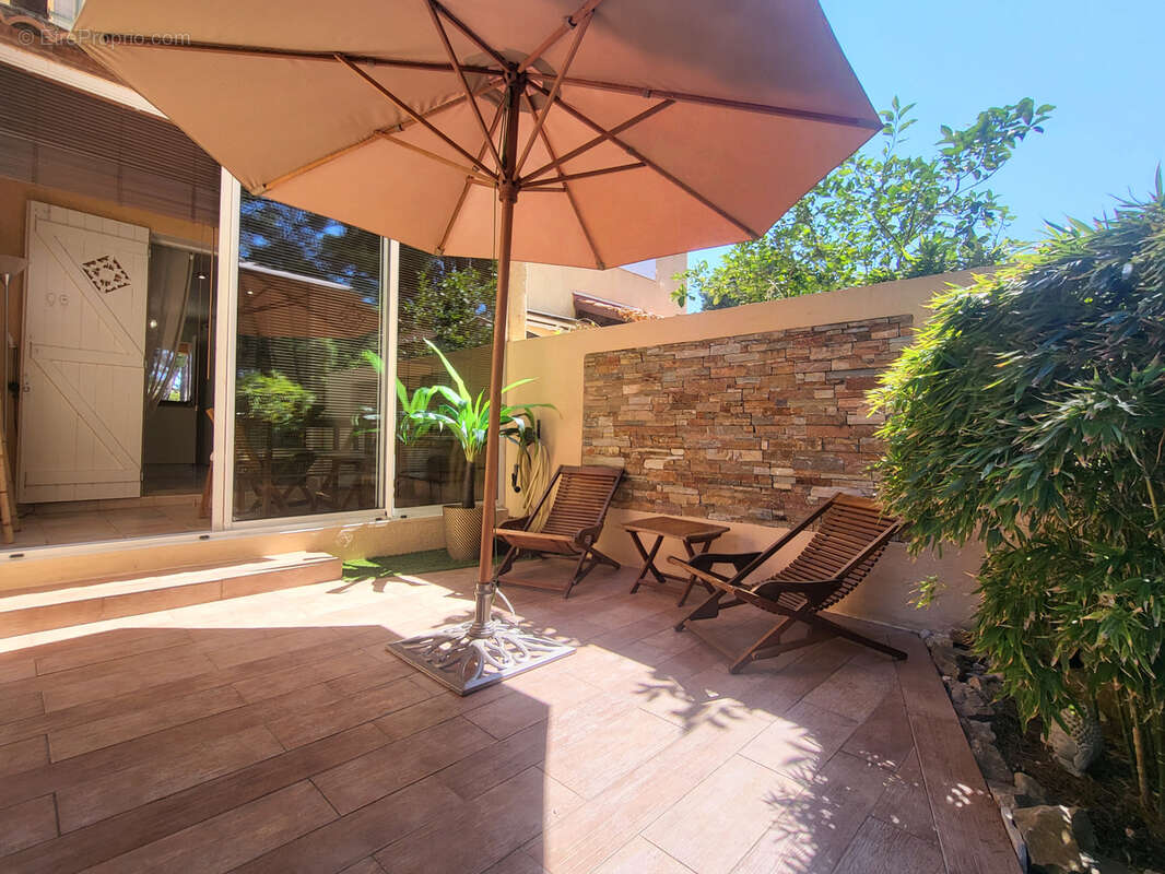 Appartement à SANARY-SUR-MER