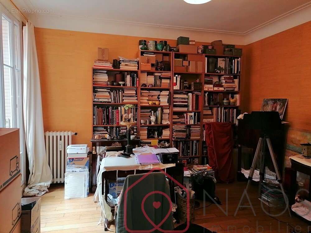 Appartement à PARIS-20E