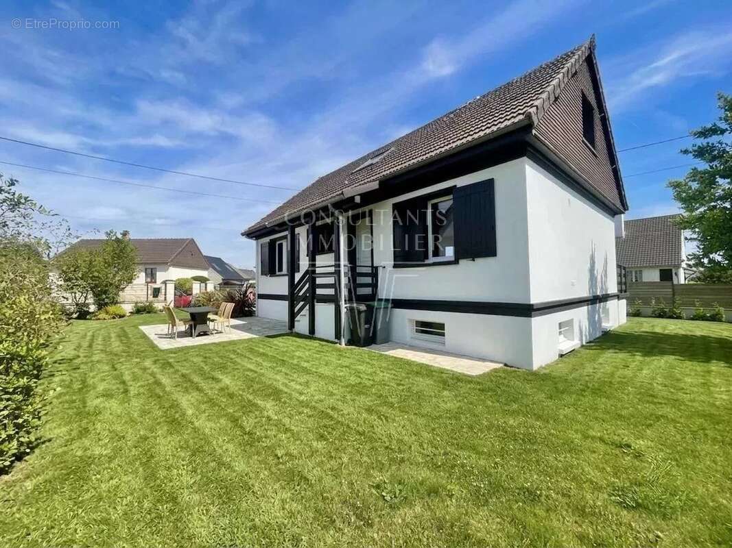 Maison à PONT-L'EVEQUE