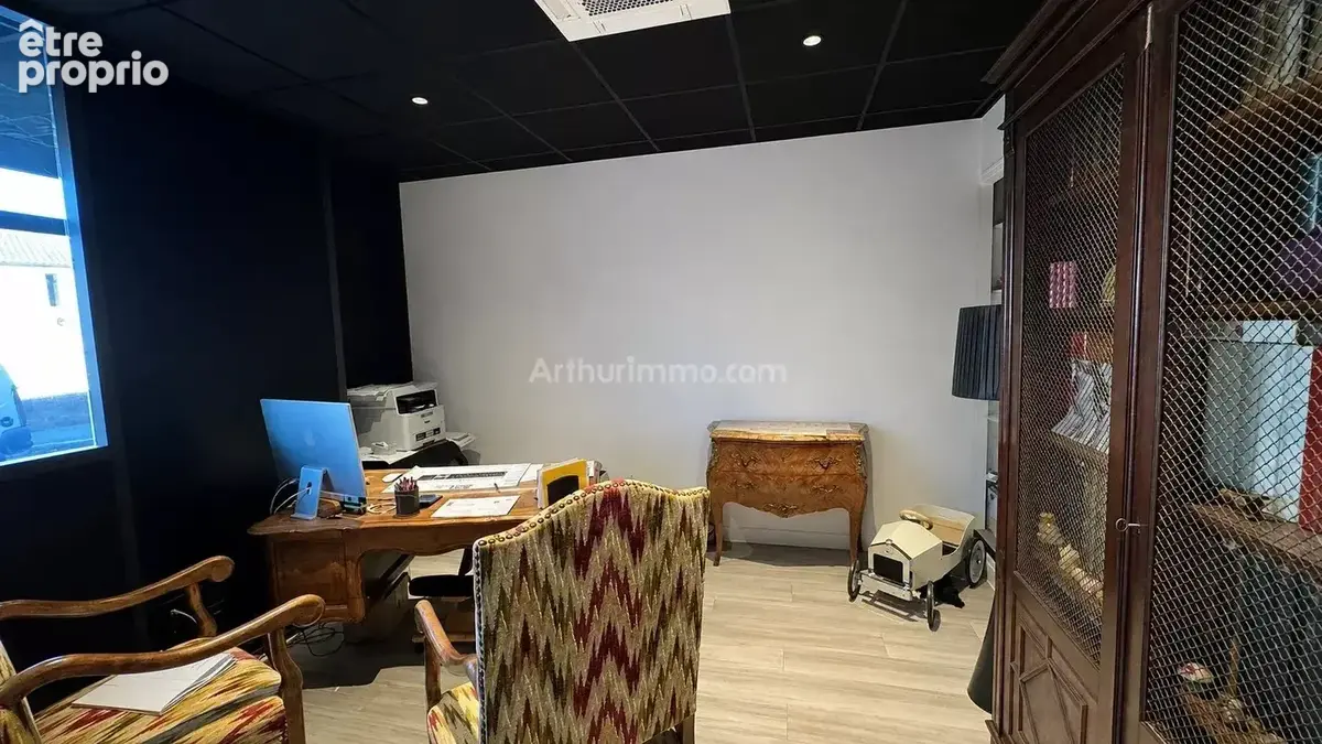 Vente Bureau-local Draguignan(83300) 178 500ï¿œ - photo 4