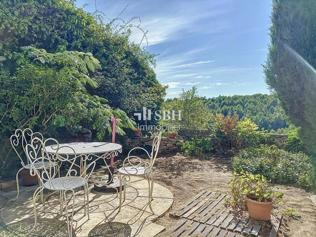 Maison à SAUMANE-DE-VAUCLUSE