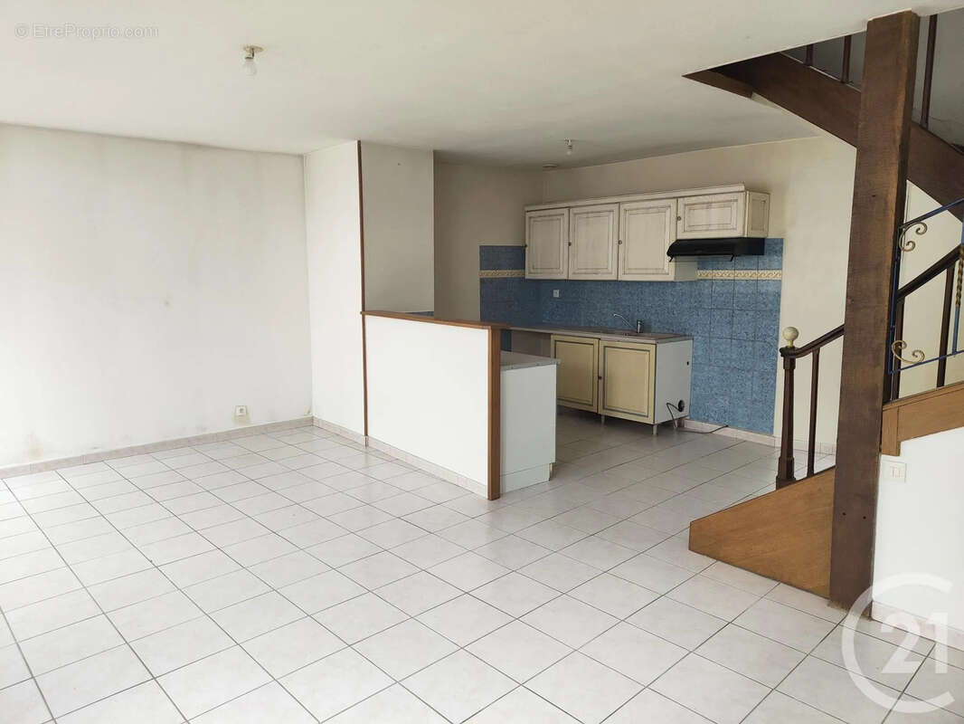 Maison à COSNE-COURS-SUR-LOIRE