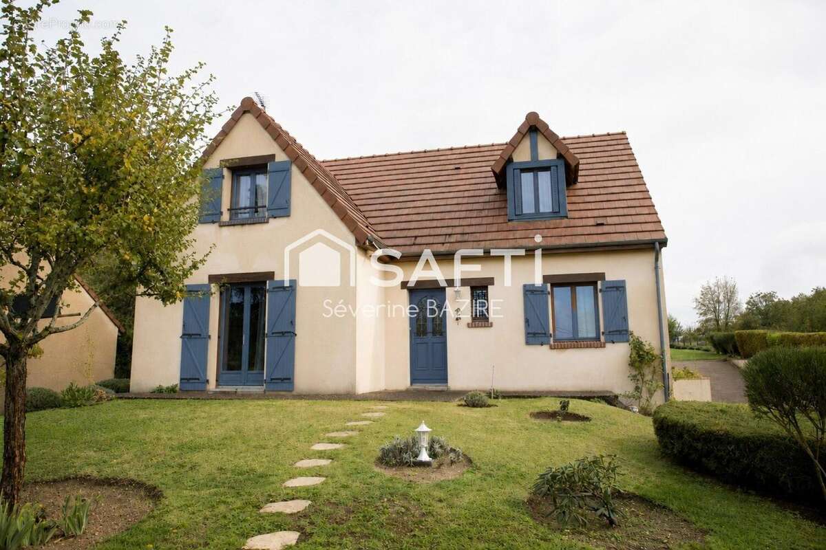 Photo 2 - Maison à CHATEAUMEILLANT