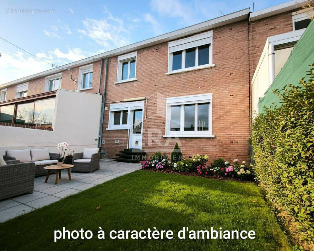 Maison à BRUAY-LA-BUISSIERE