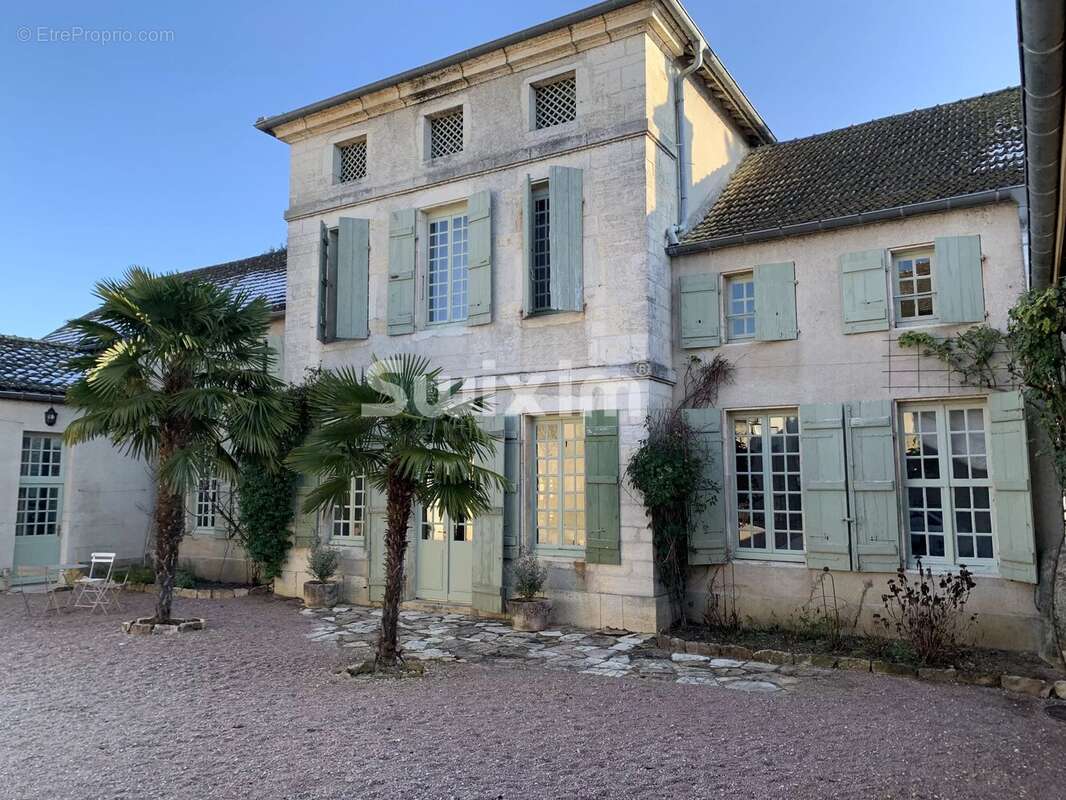 Maison à GIVRY